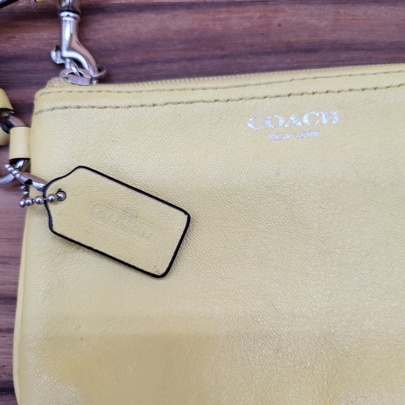 Coach Yellow Wristlet - Picture 6 of 7